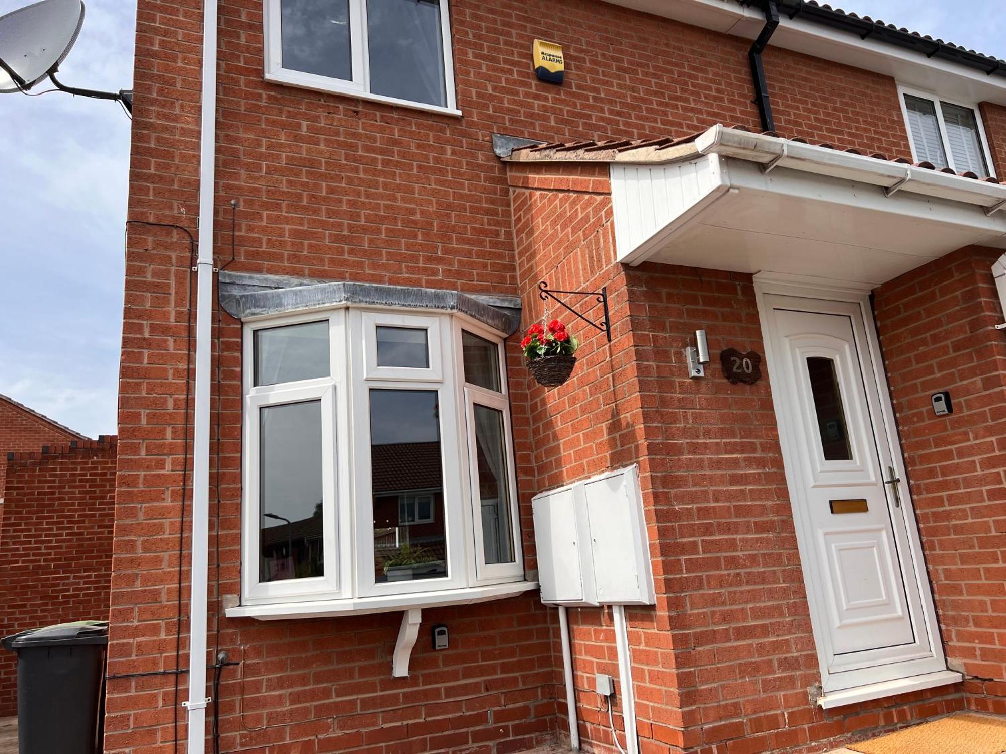 Contractors Or Family House - M1 Nottingham - Ikea Retail Park - Catkin Drive - 2 Bed Home With Driveway, Private Garden, Sleeps 4 - Tv'S In All Rooms Giltbrook Extérieur photo